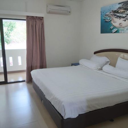 לבואן באג'ו Hotel Larensia חדר תמונה