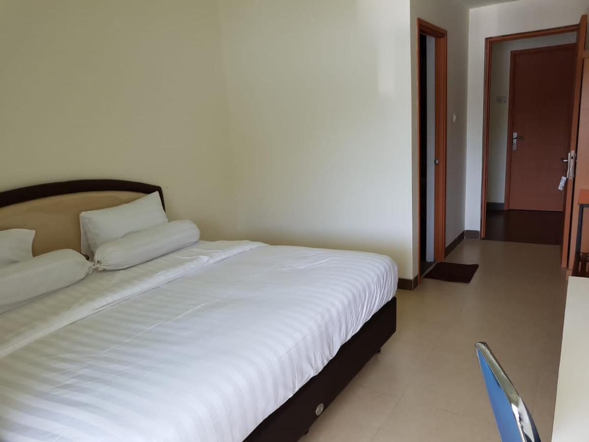 לבואן באג'ו Hotel Larensia מראה חיצוני תמונה